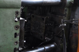 about-img05